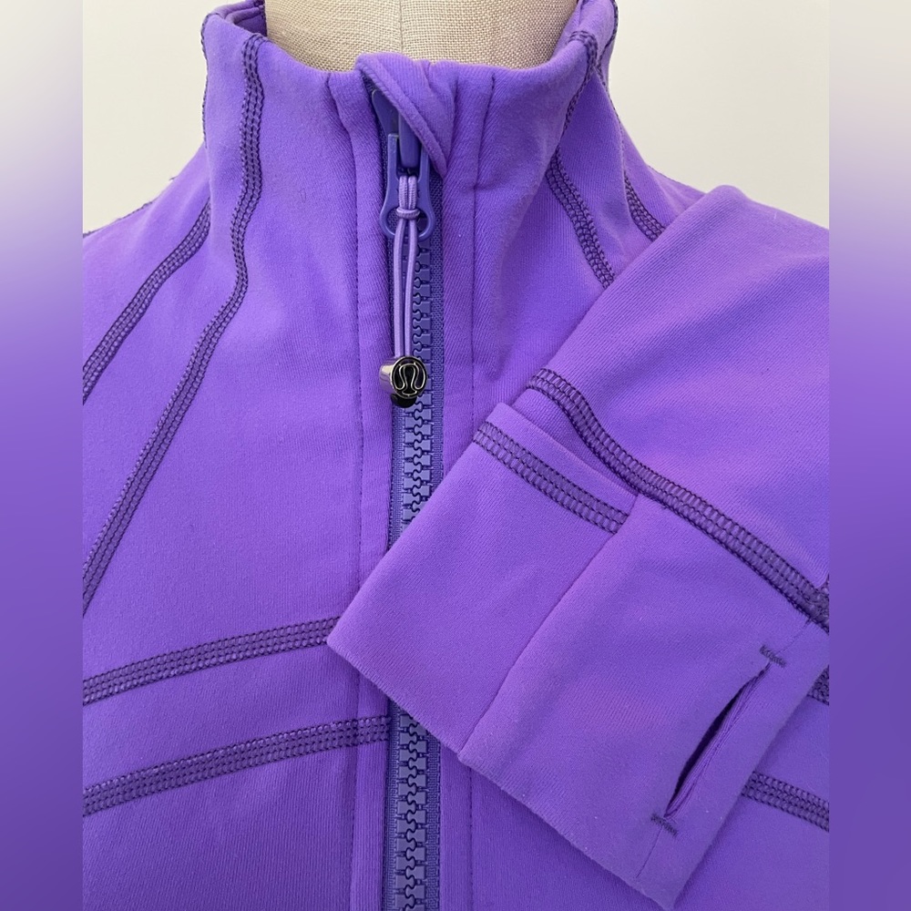 Lululemon size 6 athleisure jacket purple
